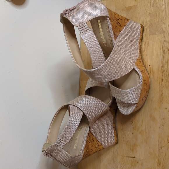 Shoes - Picture 2 of 5